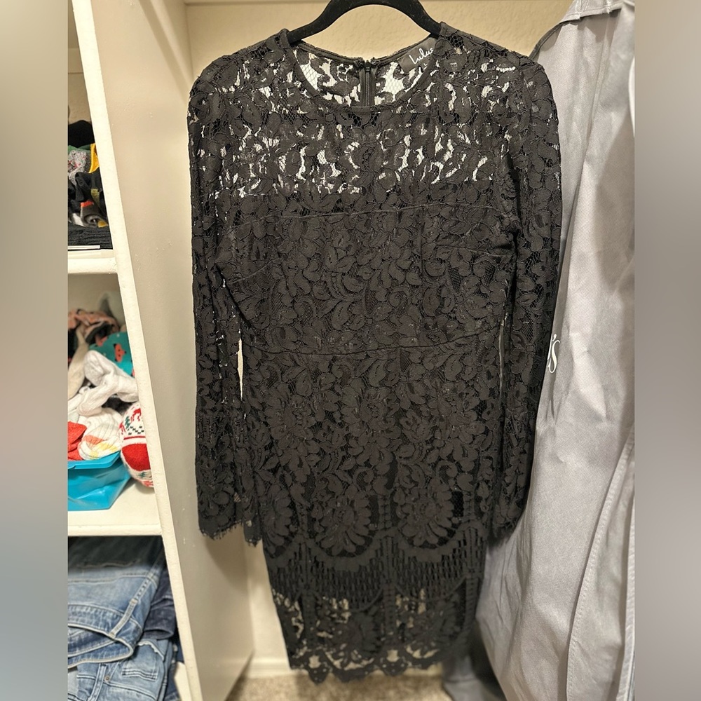 Enrapturing Elegance Black Lace Long Sleeve Midi Dress by Lulus in Size Large!